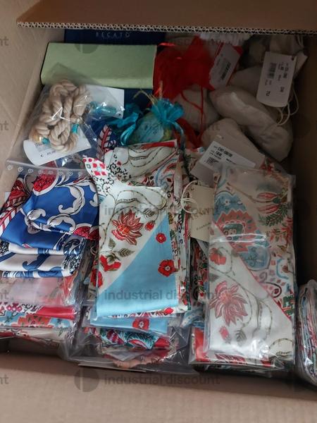 1#8960 Capi abbigliamento da donna in vendita - foto 23