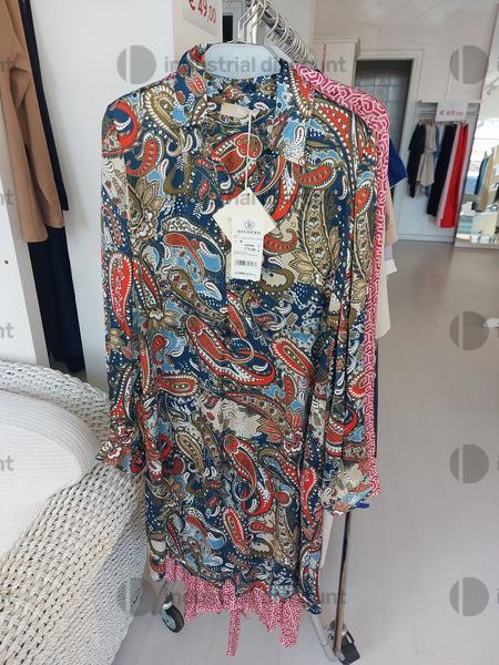 1#8960 Capi abbigliamento da donna in vendita - foto 40