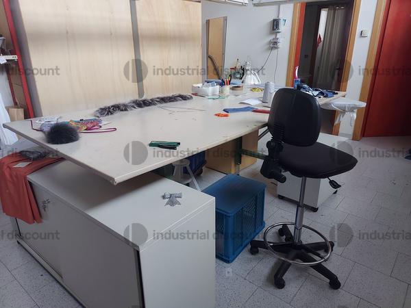 2#8960 Scaffalatura ed arredo in vendita - foto 17