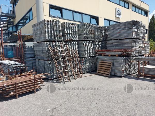 Ponteggi in vendita