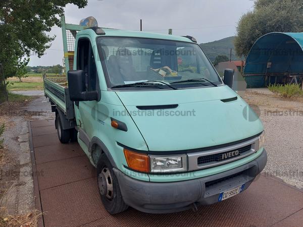 59#8980 Autocarro Iveco 35A in vendita - foto 2