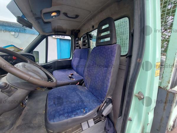 59#8980 Autocarro Iveco 35A in vendita - foto 7