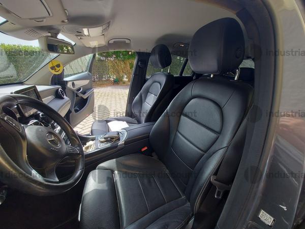 63#8980 Autovettura Mercedes Benz GLC220 in vendita - foto 9