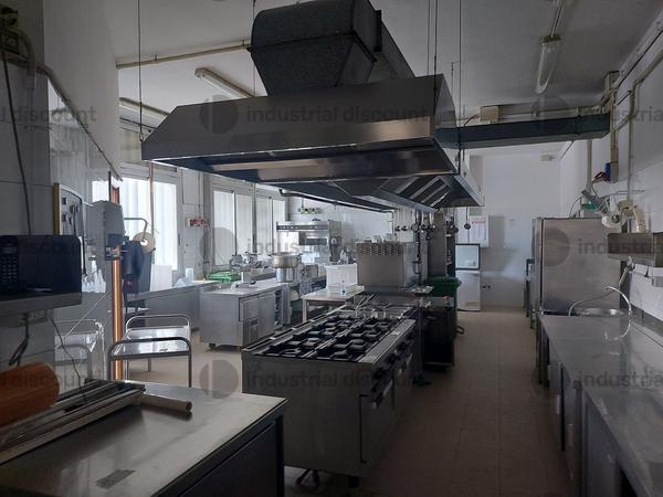2#8982 Attrezzatura e cucina per attività di ristorazione in vendita - foto 1