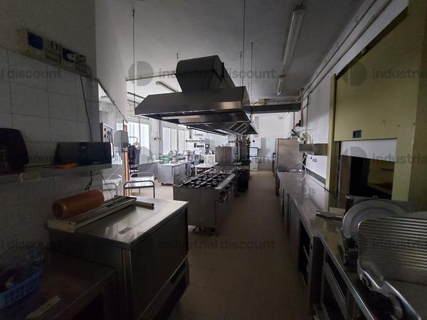 2#8982 Attrezzatura e cucina per attività di ristorazione in vendita - foto 2