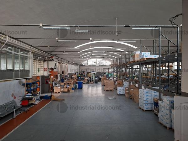 1#9000 Macchinari veicoli e attrezzature per lavorazioni meccaniche comprensive di presse per stampaggio plastica in vendita - foto 1