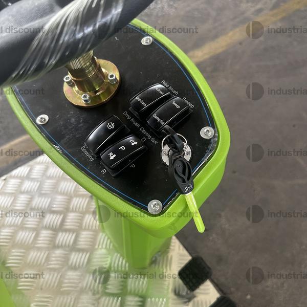 105#9012 Macchina spazzatrice multifunzionale in vendita - foto 13