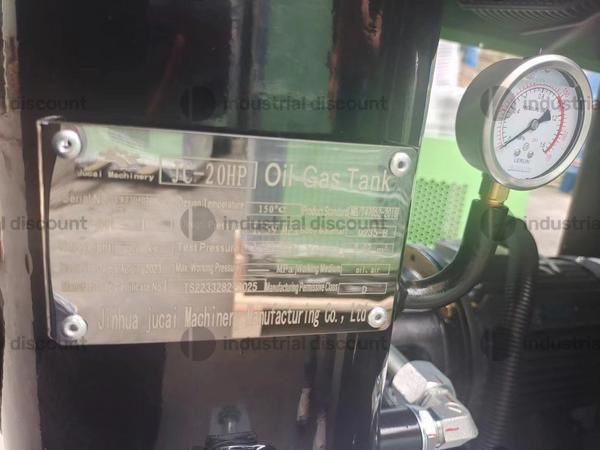 44#9012 Compressore d'aria a vite 15 kW in vendita - foto 7