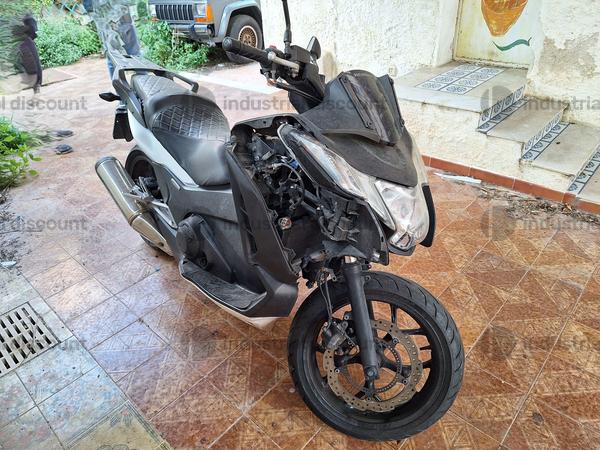 2#9023 Motociclo Honda NC750D in vendita - foto 4