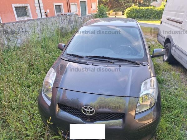 1#9058 Autovettura Toyota Yaris in vendita - foto 2