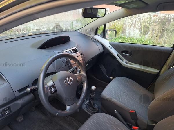 1#9058 Autovettura Toyota Yaris in vendita - foto 5