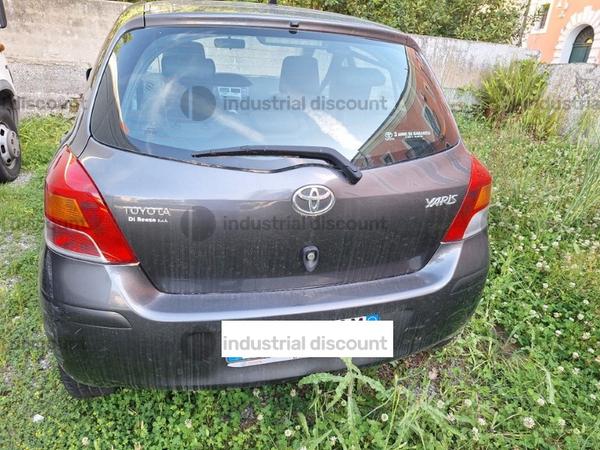 1#9058 Autovettura Toyota Yaris in vendita - foto 9