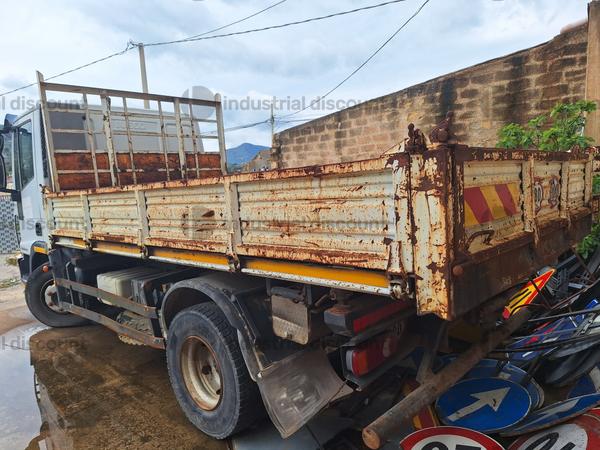 1#9060 Autocarro Iveco 100E in vendita - foto 2