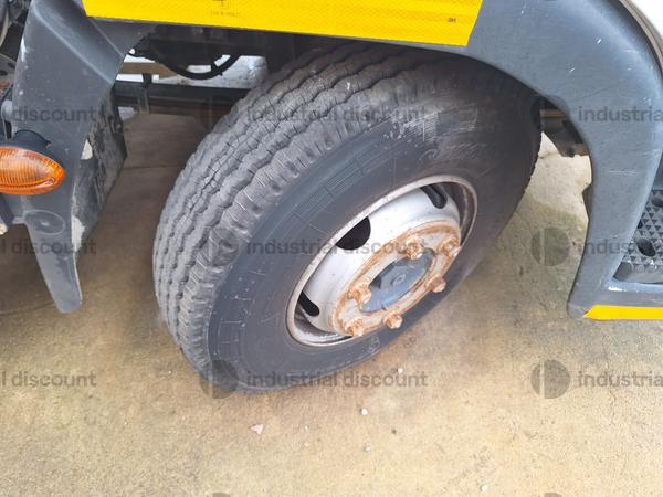 1#9060 Autocarro Iveco 100E in vendita - foto 6