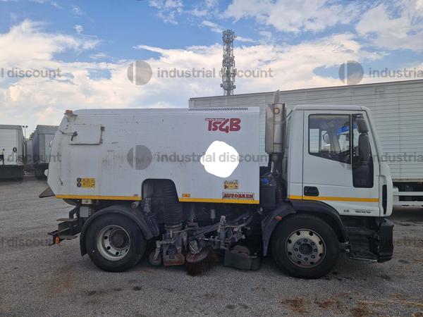 18#9064 Spazzatrice Iveco Ts4b in vendita - foto 3