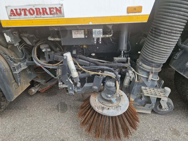 18#9064 Spazzatrice Iveco Ts4b in vendita - foto 12