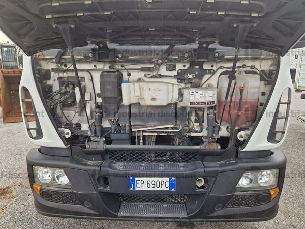 18#9064 Spazzatrice Iveco Ts4b in vendita - foto 14