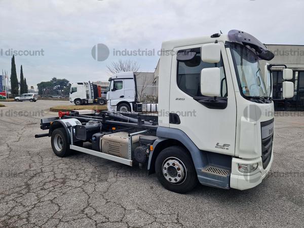34#9064 Autocarro DAF LF 220 FA in vendita - foto 7