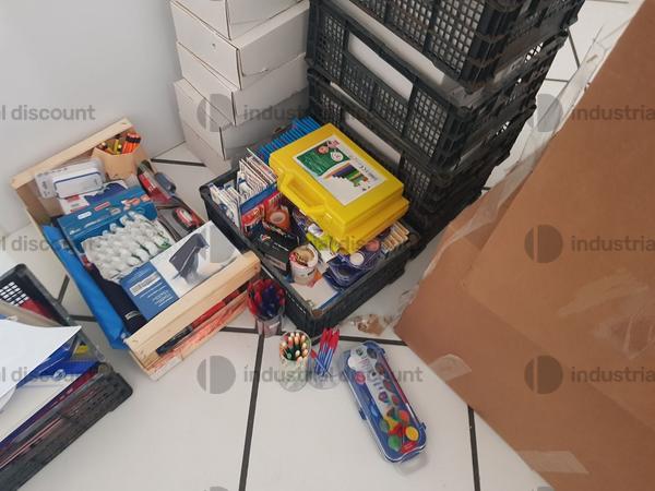 1#9093 Arredamento negozio e articoli da cancelleria in vendita - foto 23