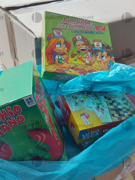2#9123 Giochi vestiti ed accessori per campi estivi in vendita - foto 61