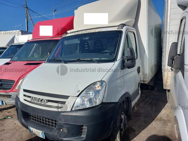 11#9138 Autocarri Iveco e Mercedes in vendita - foto 1