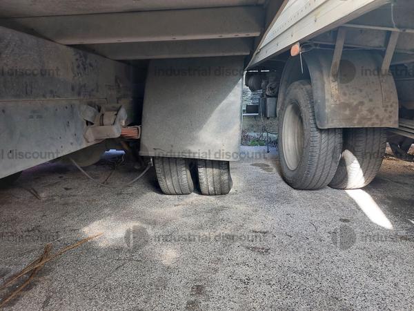 11#9138 Autocarri Iveco e Mercedes in vendita - foto 5