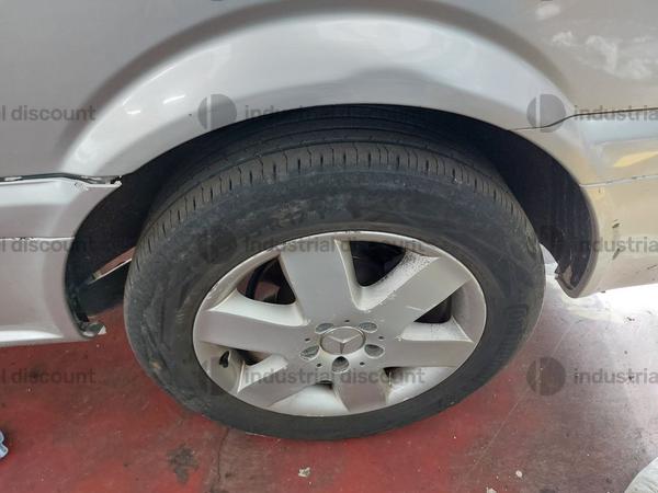 14#9138 Autovettura Mercedes e Autocarro Renault in vendita - foto 7