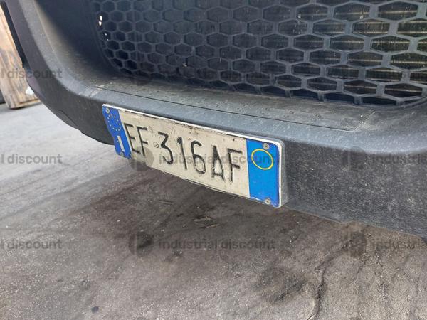 16#9138 Autocarro Iveco Daily in vendita - foto 2