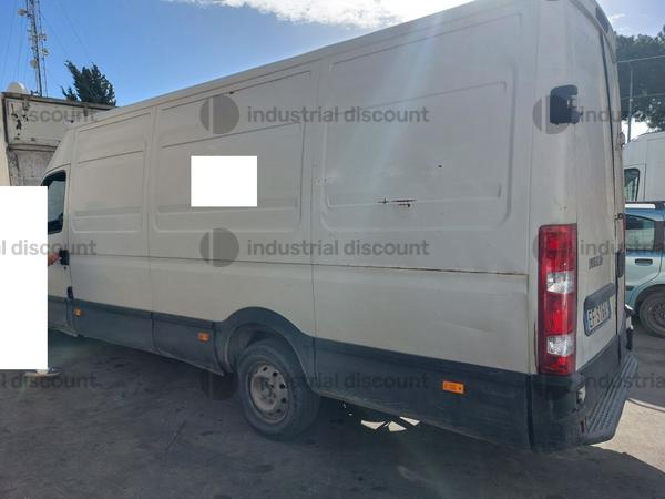 16#9138 Autocarro Iveco Daily in vendita - foto 5
