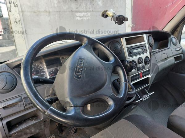 16#9138 Autocarro Iveco Daily in vendita - foto 14