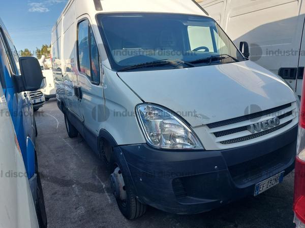 3#9138 Autocarro Iveco Daily in vendita - foto 1