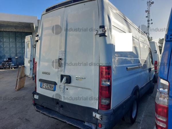 3#9138 Autocarro Iveco Daily in vendita - foto 2