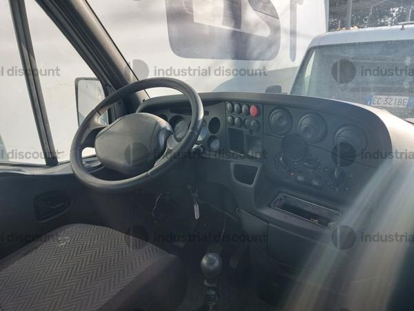 4#9138 Autocarro Iveco Daily in vendita - foto 9