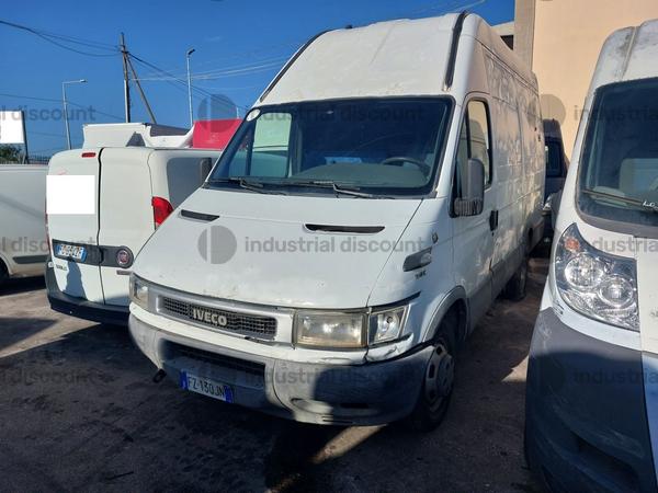 4#9138 Autocarro Iveco Daily in vendita - foto 12