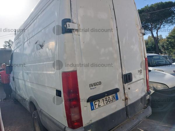 4#9138 Autocarro Iveco Daily in vendita - foto 15