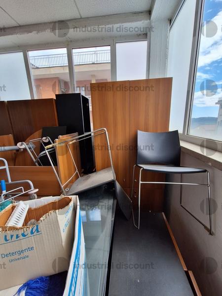 1#9145 Attrezzatura per pulizia ed arredi ufficio in vendita - foto 8