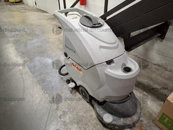 15#9158 Attrezzature elettriche per pulizia e manutenzione in vendita - foto 5