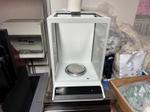 Immagine 22 - Attrezzatura da laboratorio - Lotto 3 (Asta 9158)