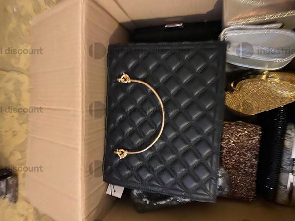 1#9160 Capi ed accessori di abbigliamento in vendita - foto 3