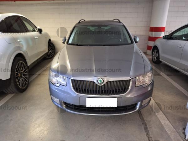 9#9178 Autovettura Skoda Superb 3T in vendita - foto 2