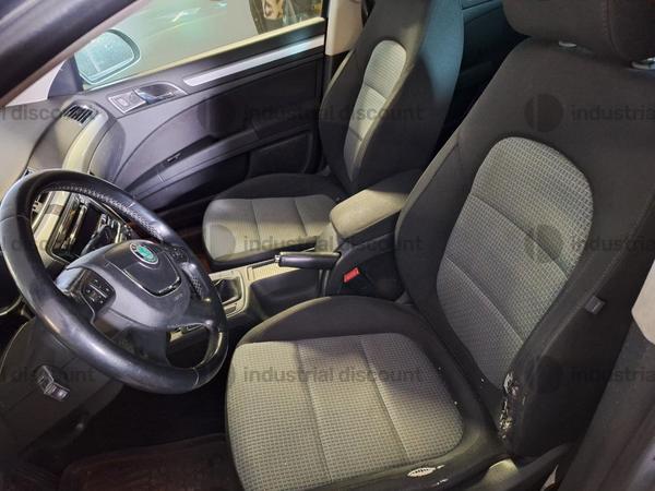 9#9178 Autovettura Skoda Superb 3T in vendita - foto 12