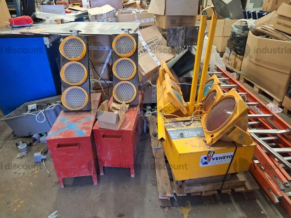 4#9183 Scaffalature e attrezzatura in vendita - foto 11