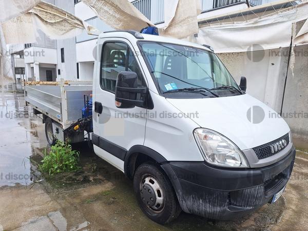 111#9186 Autocarro Iveco Daily 35C11 in vendita - foto 1