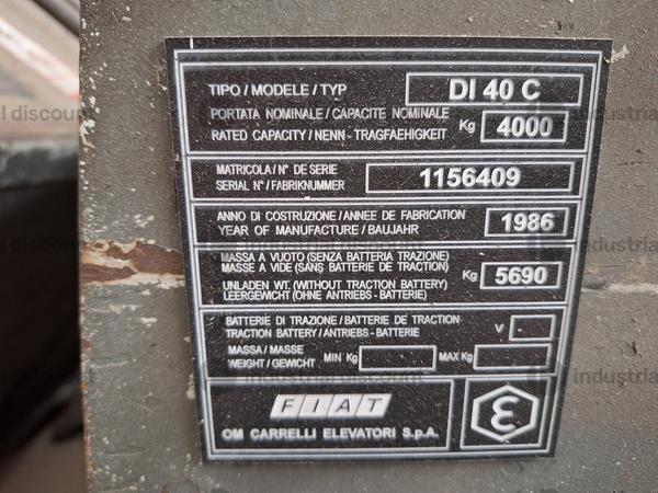 26#9186 Carrello elevatore a gasolio OM Fiat in vendita - foto 2