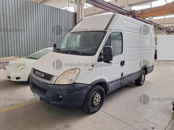 99#9186 Autocarro Iveco Daily 2.3 Hpi in vendita - foto 1