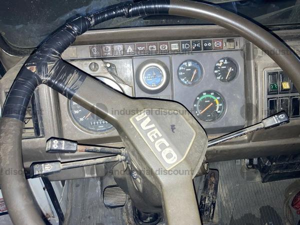 1#9189 Autocarro Fiat Iveco 109 con cassone ribaltabile trilaterale e gru Effer in vendita - foto 16