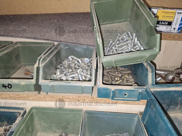 9#9200 Macchinari per lavorazione legno muniteria e ricambi vari in vendita - foto 52