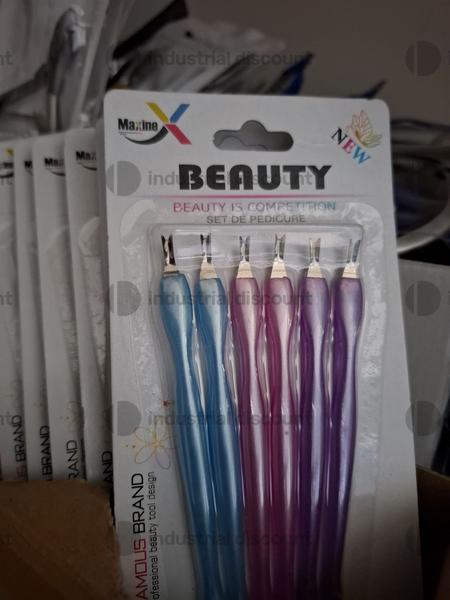 4#9203 Prodotti cosmetica e manicure in vendita - foto 3