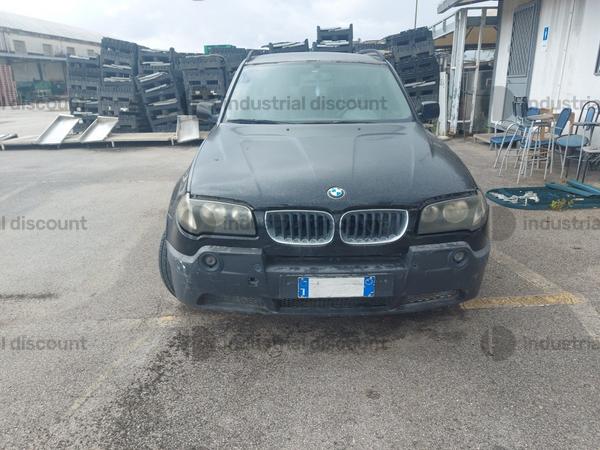 17#9213 Autovettura BMW X3 in vendita - foto 4