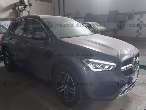 19#9213 Autovettura Mercedes GLA in vendita - foto 3
